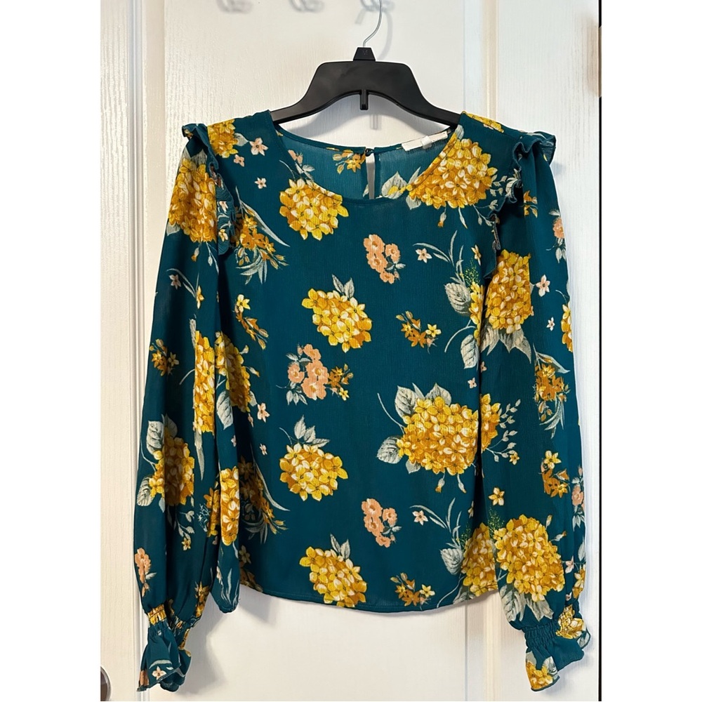 June & Hudson Ruffle Floral Sleeve Blouse